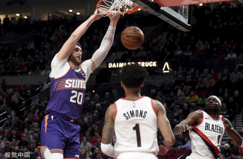 接受了一系 接受了一系